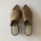 Cleo Slide, Saddle