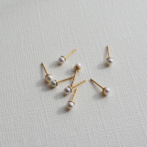 Mini Pearl Earrings