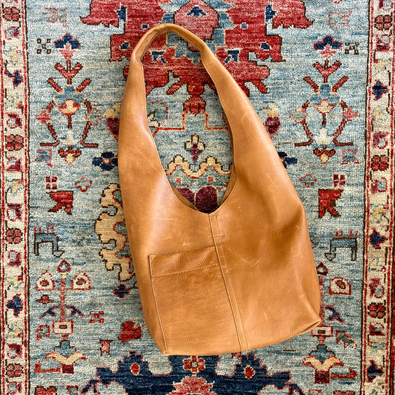 Small Candid Sling, Premium Saddle