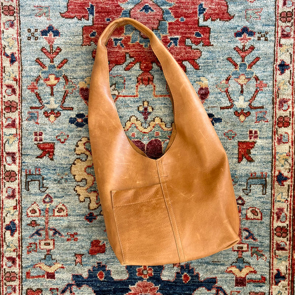 Small Candid Sling, Premium Saddle