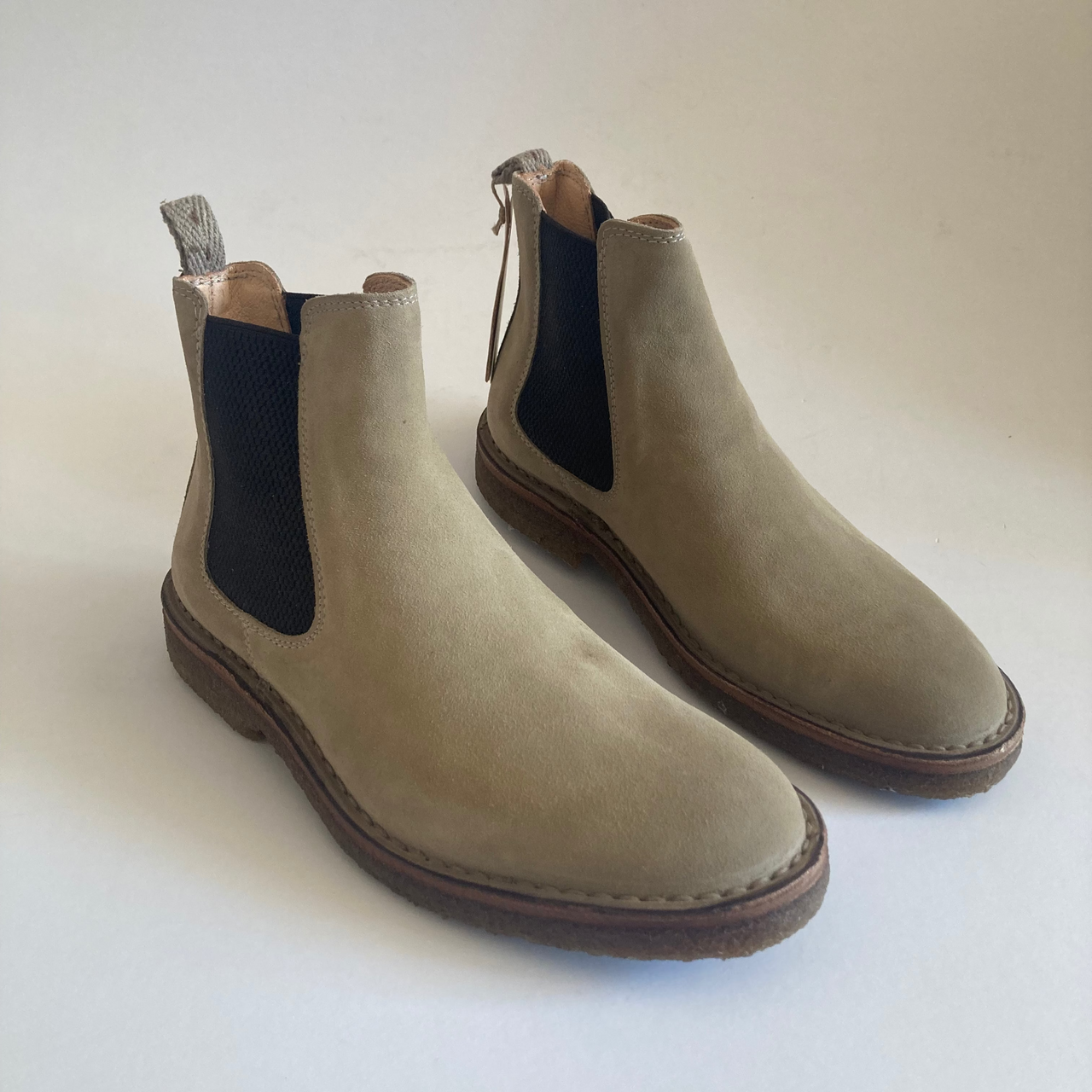 Suede Chelsea Boot, Tan (Antilope)