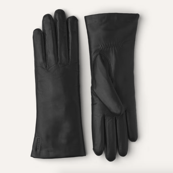 Elisabeth Glove, Black Leather