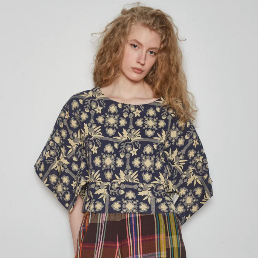 Mira Top, Bouquet Jacquard