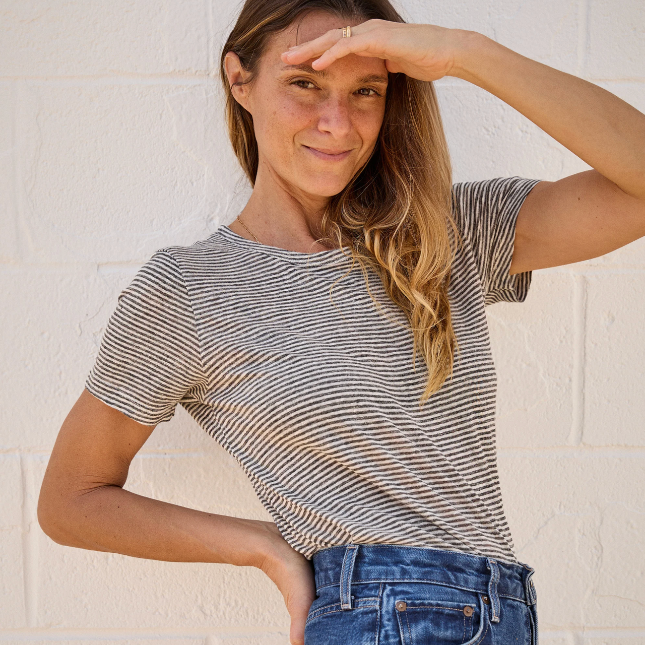 Sun Tee, Lines